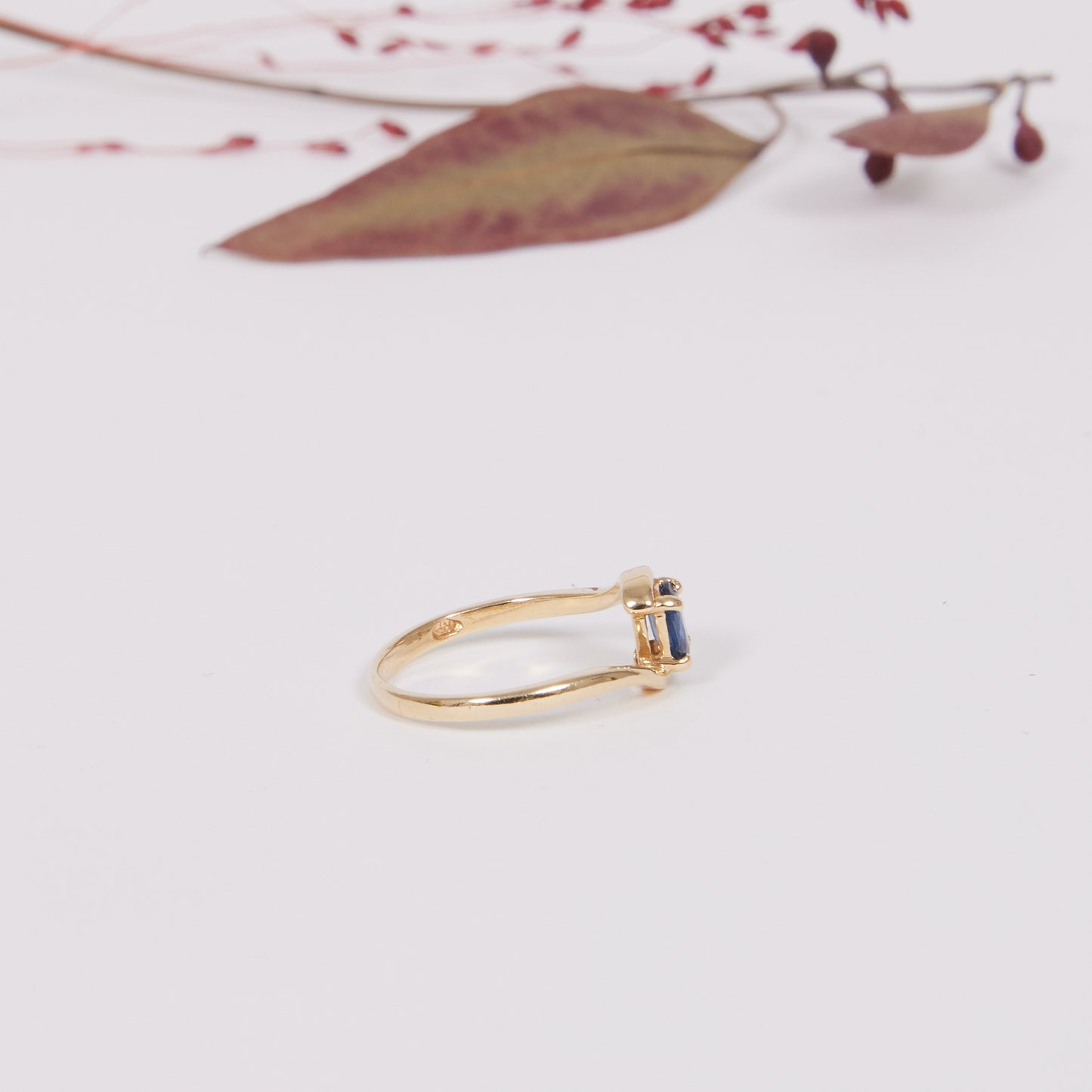 OH ANJA. 14K - Saphir