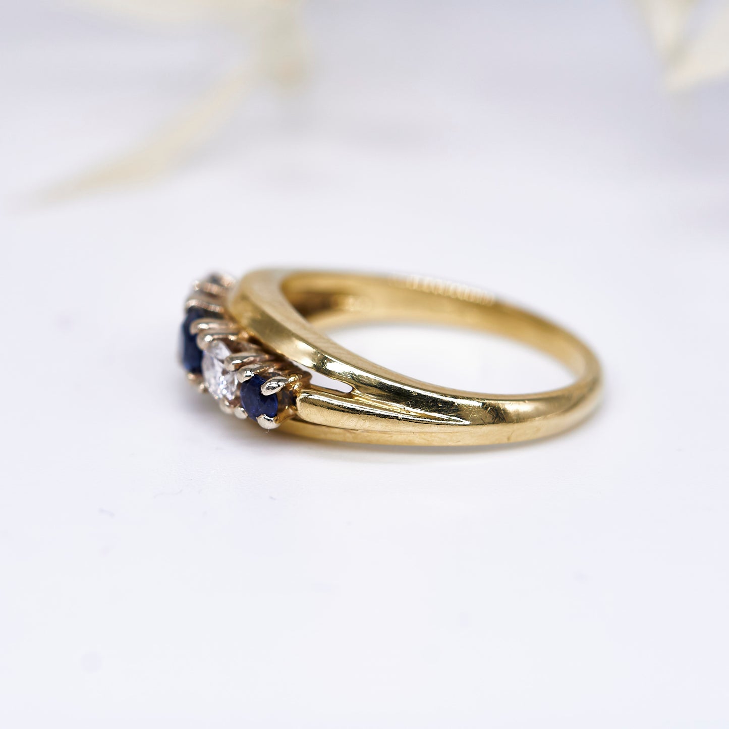 OH JESSICA. 14K - Saphir - Diamant